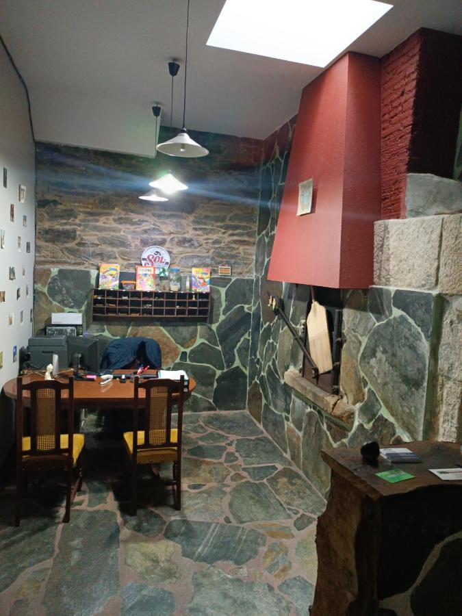 Pension Y Albergue Matias Locanda Sarria Buitenkant foto