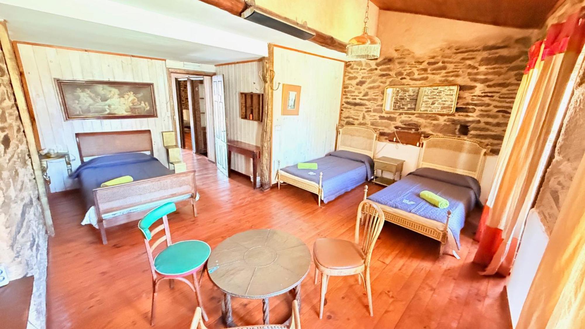 Pension Y Albergue Matias Locanda Sarria Buitenkant foto