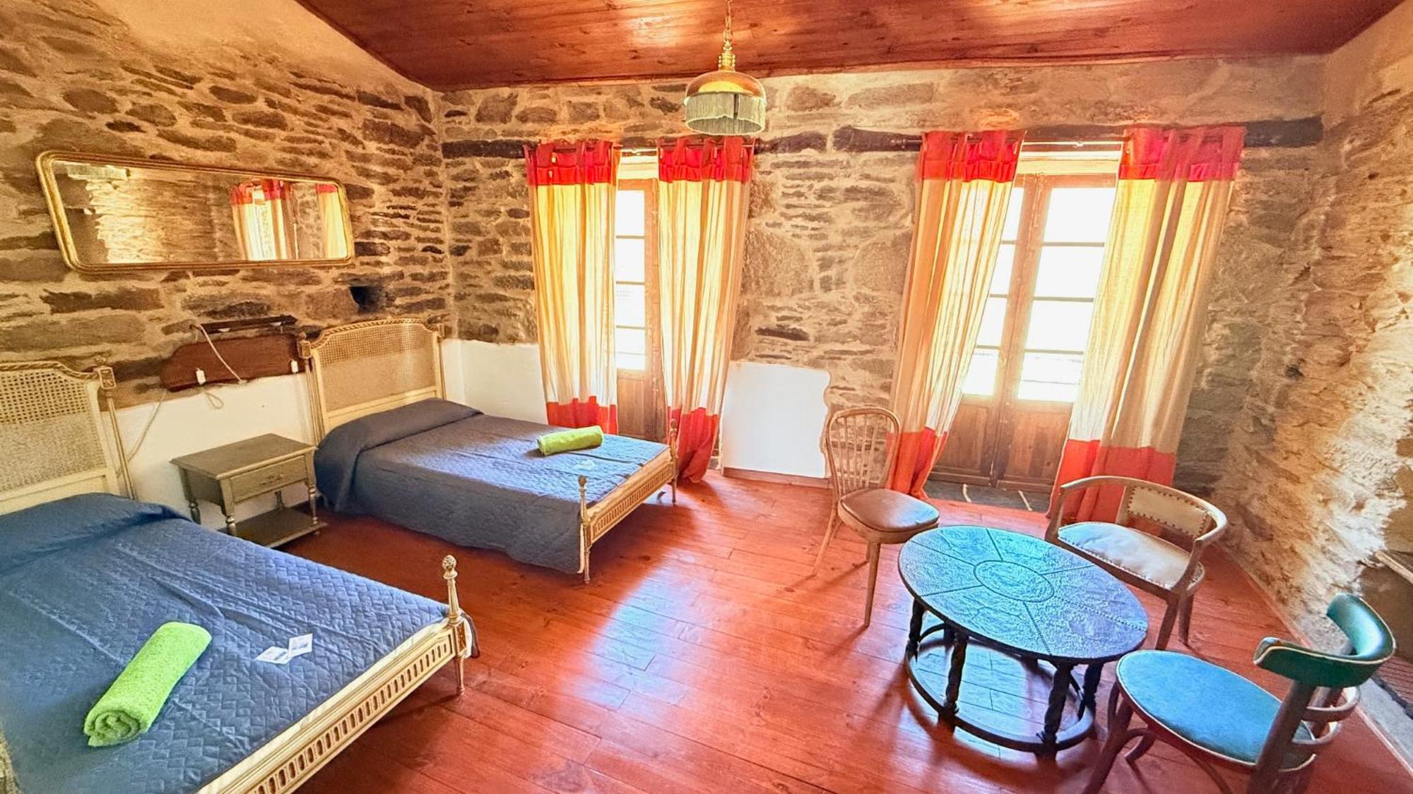 Pension Y Albergue Matias Locanda Sarria Buitenkant foto